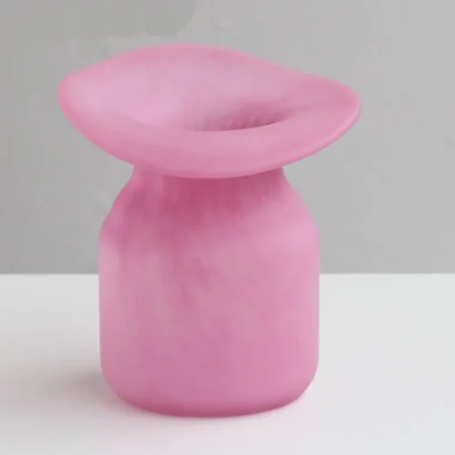 Vase en Verre Souffle – Serie Macaron Rose Mat 4