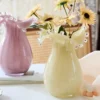 Vase en Verre Souffle – Serie Ondulee Style Francais Jaune Creme 4