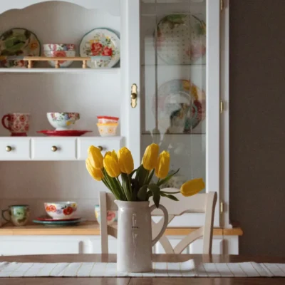 Vase en Ceramique Blanche – Serie Twist Artisanal 10
