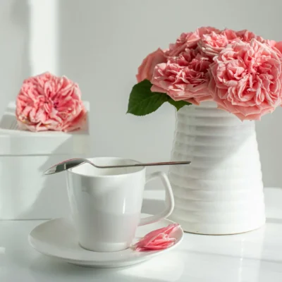 Vase en Ceramique Blanche – Serie Twist Artisanal 11