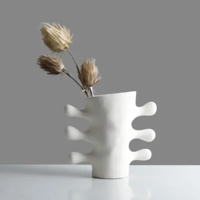 Vase en Resine – Serie Cactus Abstrait Noir et Blanc 4