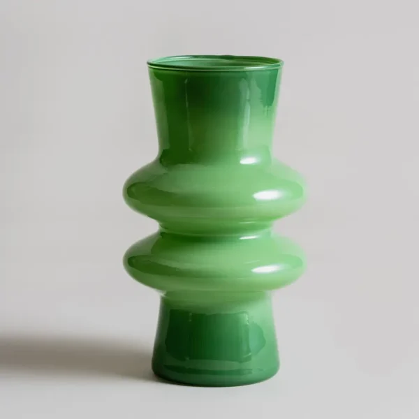 Vase vert décoratif