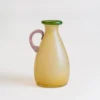 petit vases crème pastel